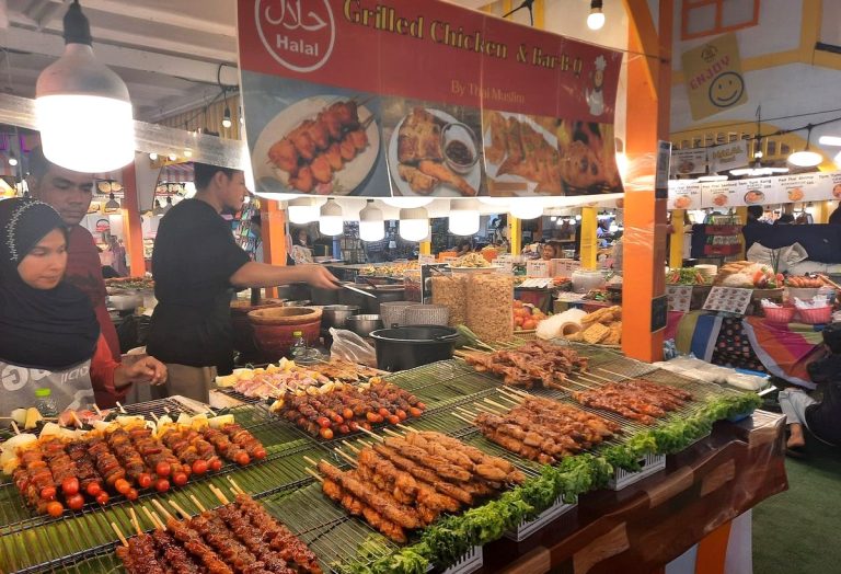 Menyantap Lezatnya Kuliner Halal di Hatyai, Thailand