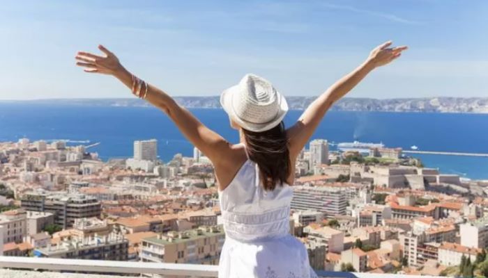 Liburan Ke Luar Negeri? Kenali 5 Negara dengan Persyaratan Saldo Tabungan untuk Wisatawan