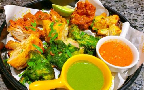 Menyusuri Chengdu: Surga Kuliner Halal di Tengah Negeri Panda