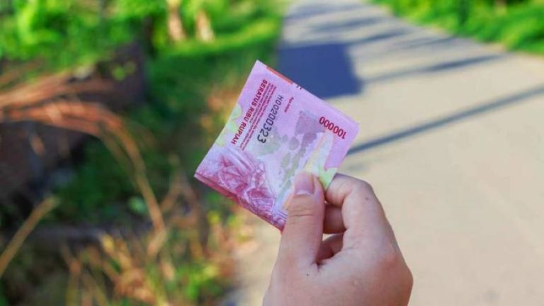 Waspada Pungli di Tempat Wisata: Ini Tips dari Kemenparekraf Agar Liburan Aman