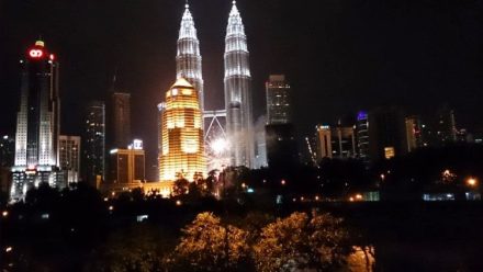 Menjelang Akhir Tahun, Malaysia, Singapura, dan Arab Saudi Jadi Destinasi Favorit Wisatawan Indonesia
