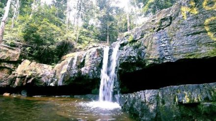 Pancur Telaga Bidadari Batam, Surga Tersembunyi dengan Keindahan Air Terjun dan Alam Asri