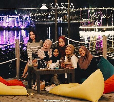 Kasta Coffee: Tempat Nongkrong Estetik dan Ramah Kantong di Batam