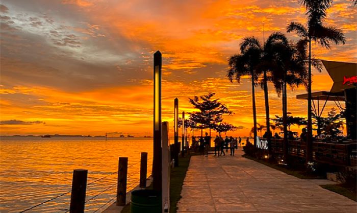 Sore di Harbour Bay Batam, Tempat Tepat untuk Melihat Sunset dan Gedung Singapura