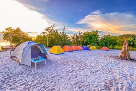 Menemukan Keindahan Tersembunyi Batam: Dari Pantai Eksotis hingga Destinasi Edukasi yang Wajib Dikunjungi