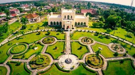 Menikmati Pesona Wisata Riau: Dari Istana Bersejarah Hingga Keindahan Alam yang Memukau