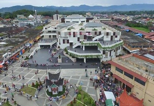 Tips Belanja Oleh-Oleh di Pasar Atas Bukittinggi, Surga Belanja Khas Minang