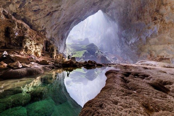 Menjelajah Son Doong: Gua Raksasa Vietnam yang Masuk Daftar Destinasi Paling Ajaib