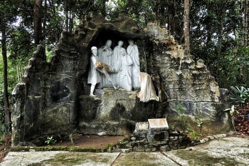 Melintasi Jejak Budaya di Pulau Bintan: Menelusuri Warisan Melayu, Tionghoa, dan Spiritualitas yang Abadi