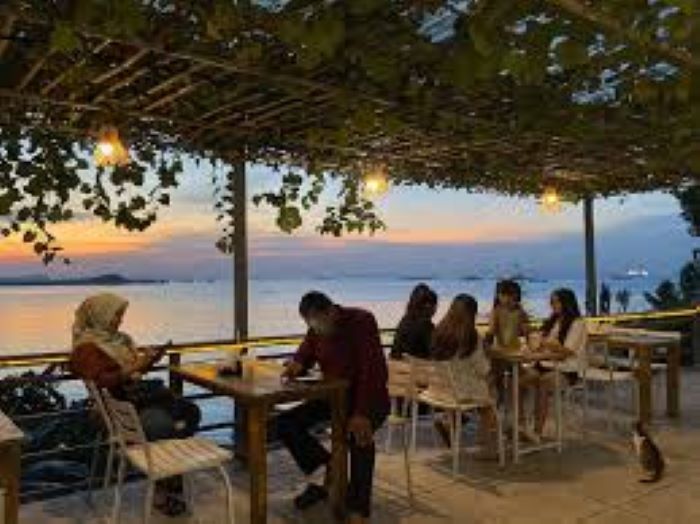 Menikmati Batam Setelah Senja: 7 Spot Wisata Malam yang Wajib Dikunjungi