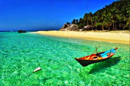 Pulau Serasan: Surga Tersembunyi di Perbatasan Indonesia yang Bikin Wisatawan Terpukau!