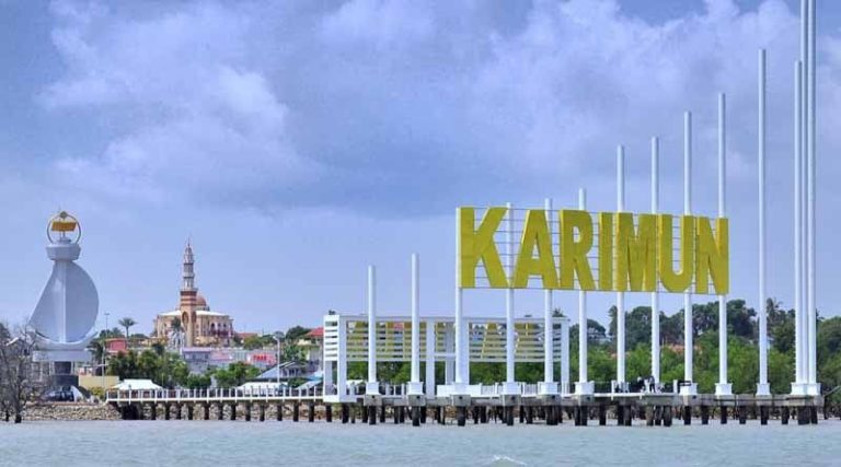 11 Tempat Wisata Tersembunyi di Karimun, Surga Tropis di Perbatasan Indonesia-Singapura!