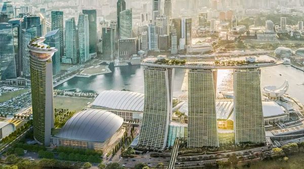 Marina Bay Sands Rilis Film Epik Rayakan HUT Singapura ke-60, Siap Bangun Menara Super Mewah!