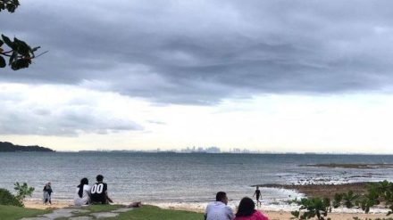 Lelah dengan Hiruk Pikuk Kota? Ini 5 Pantai Tersembunyi di Batam yang Wajib Masuk Wishlist Liburanmu!