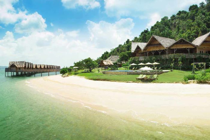 11 Tempat Wisata Tersembunyi di Karimun, Surga Tropis di Perbatasan Indonesia-Singapura!