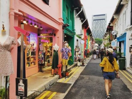 Jelajahi Sisi Berbeda Singapura: Kuliner Legendaris, Taman Futuristik, dan Pusat Belanja Mewah