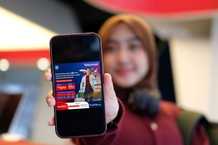 Cara Mudah Aktifkan Roaming Telkomsel di Android & iPhone Sebelum Traveling ke Luar Negeri