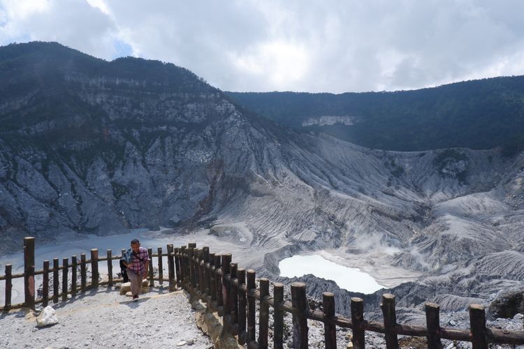 5 Tempat Wisata Mistis di Jawa Barat: Dari Tangkuban Parahu hingga Gunung Padang, Sarat Legenda dan Keindahan Alam