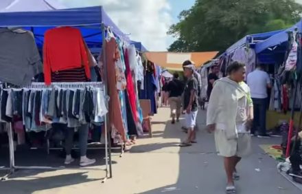 Pemerintah Larang Thrifting, Tapi Batam Tetap Jadi Surga Fashion Impor Murah! Ini 5 Lokasi Rahasianya