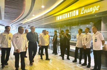 Urus Paspor di Batam Bisa Selesai Sehari: Imigrasi Buka Layanan Super Cepat di Polux Mall Habibie!