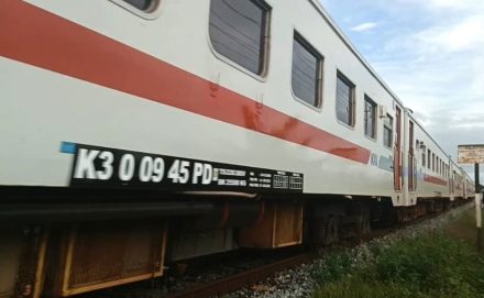 Sering Salah Gerbong? Ini Penjelasan Lengkap Kode A1, A2, B1, B2 di Kereta