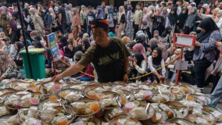 Ingin Traveling Saat Puasa? Ini 4 Destinasi Ramadan Terbaik di Indonesia