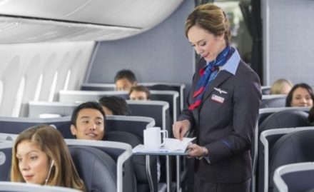 Ternyata Ini Arti Kode Pramugari di Pesawat, Ada Julukan Khusus untuk Penumpang!
