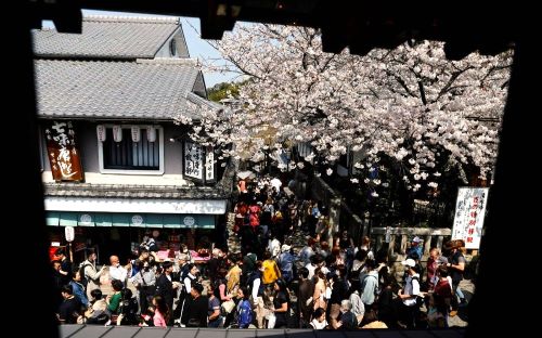 Liburan ke Jepang Makin Mahal! Mulai Juli 2026 Pajak Turis Naik 3 Kali Lipat, Ini Dampaknya