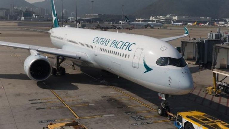 Demi Cegah Delay, Mulai 1 Juni! Cathay Pacific Perketat Aturan Boarding, Penumpang Telat Bisa Gagal Terbang