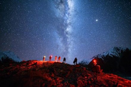 Liburan Anti Mainstream 2026: Wisata Lihat Galaksi Bima Sakti Kini Jadi Gaya Hidup Baru Traveler Dunia