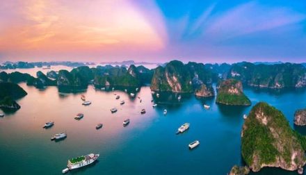 Traveler Wajib Tahu! Ini 10 Pengalaman Wisata Terbaik di Dunia Tahun 2026, Ada Vietnam hingga Jepang