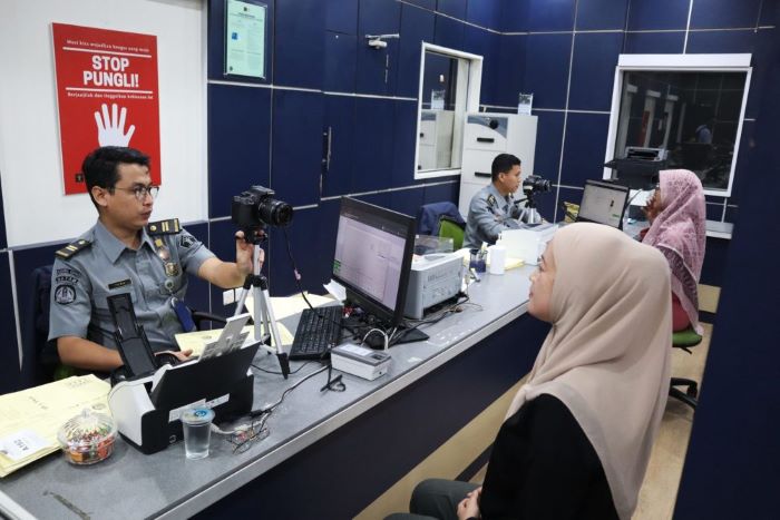 Mau Buat Paspor? Hindari Kesalahan Ini, Imigrasi Batam Tolak Puluhan Permohonan