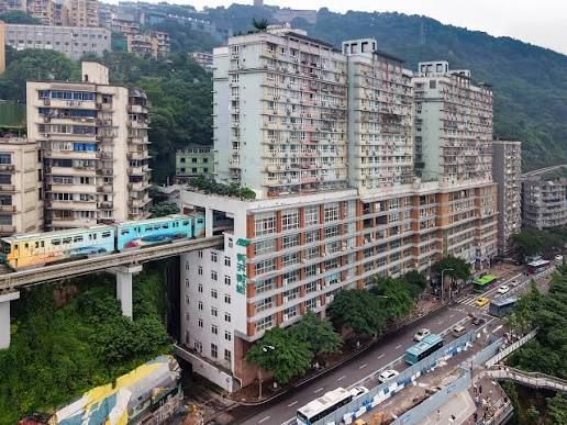 Chongqing China Makin Viral! Begini Cara Menjelajahi Kota Futuristik Ini dalam 1 Hari