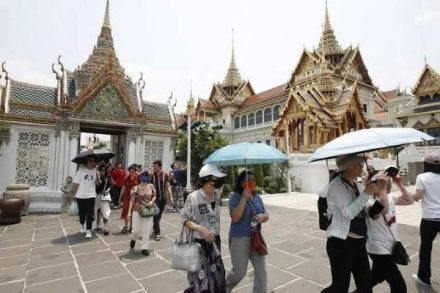 Jangan Berangkat Dulu! 10 Negara Ini Sedang Dilanda Cuaca Panas Berbahaya saat Musim Panas 2026