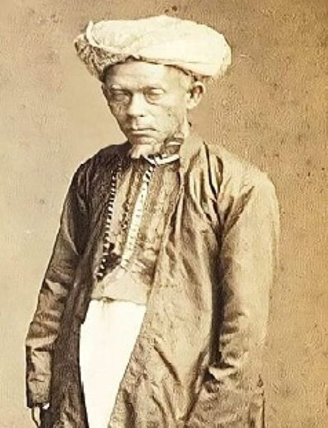 Raja Ali Haji dan Pulau Penyengat: Kisah Pujangga yang Mengubah Sejarah Bahasa Indonesia